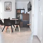 Διαμέρισμα Confort Au Bord Du Sable Fin Fréjus