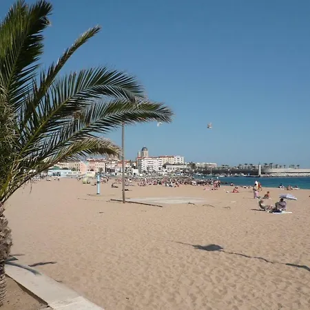 Vacances tout confort au bord du sable fin *