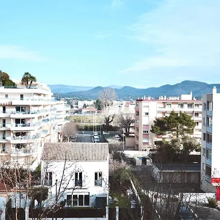Vacances tout confort au bord du sable fin Fréjus