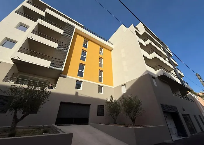 Sejour Confortable A Deux Pas De La Fréjus